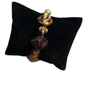 Vintage Acrylic Multi Hue Browns and Gold & Silver Stretch Beaded Bracelet
